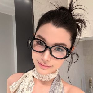 Black Frame Thick Border Oval Glasses for Round Faces, Anti-Blue Light, Slimming Design, European American Style, Myopia Friendly