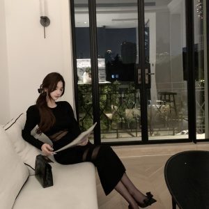 Black Mesh Spliced Long Dress with Knitted Base - Paris Curve Style, Showcasing Curves, Elegant Evening Wear, Y2K Fashion