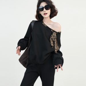 Black Off-Shoulder Sweatshirt for Women - Korean Style Autumn Fashion, Diagonal Shoulder Design, Versatile Loose-Fitting Long Sleeve Top