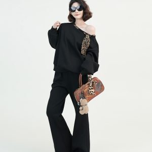 Black Off-Shoulder Sweatshirt for Women - Korean Style Autumn Fashion, Diagonal Shoulder Design, Versatile Loose-Fitting Long Sleeve Top