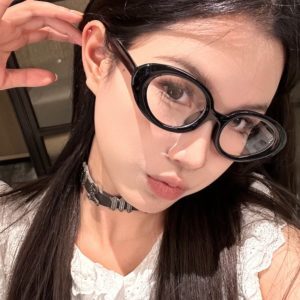 Black Oval Thick Border Anti-Blue Light Glasses for Round Faces - Makeup-Free Prescription Glasses for Women