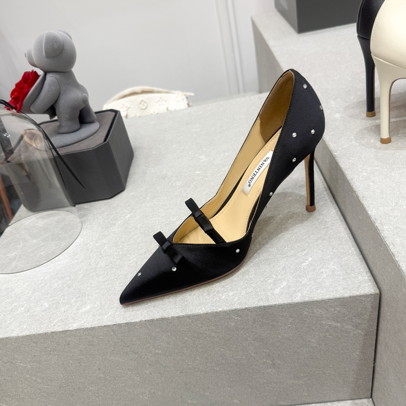 Black Pointed Toe Stiletto Heels with Rhinestone Bow – Elegant Party Shoes for Special Occasions