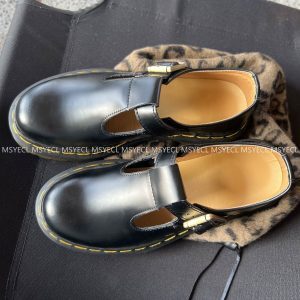 Black Retro Double Buckle Mary Jane Shoes - Thick-Soled Leather, British College Style, Fashionable 90s Inspired Footwear