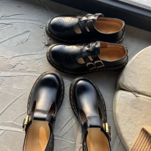 Black Retro Double Buckle Mary Jane Shoes - Thick-Soled Leather, British College Style, Fashionable 90s Inspired Footwear