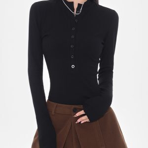Black Slim Fit Long Sleeve T-Shirt for Women with Half Open Collar and Straight Shoulders – 2025 Early Spring Fashion Essential