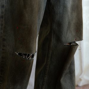 Bloodstained Knife-Cut Jeans - Heavy Wash Distressed Denim with Ink Splatter, Y2K Inspired Fashion