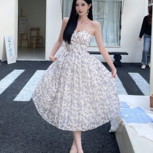 Blue and White Porcelain Floral Print Strapless High-Waisted Long Dress with Large Skirt - Elegant French Style for Summer Events