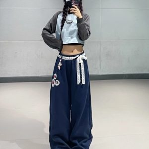 Blue Patchwork Short Sweatshirt for Women - Retro Niche Jazz Dance Top, Autumn & Winter Fashion, Small Size, Y2K Style