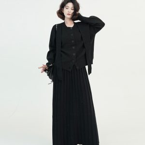 Blue Round Neck Long Sleeve Knitted Cardigan Set for Women - Autumn Winter Loose Slimming Sweater Top in Cozy Lazy Style