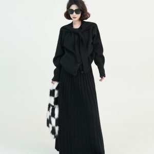 Blue Round Neck Long Sleeve Knitted Cardigan Set for Women - Autumn Winter Loose Slimming Sweater Top in Cozy Lazy Style