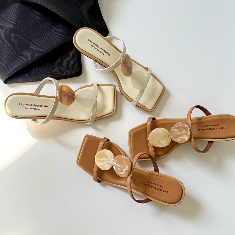 Bohemian Women's Slip-On Chunky Heel Sandals for Summer Vacation – Stylish and Elegant Footwear for Dresses