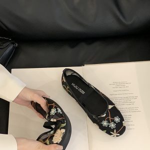 Breathable Mesh Mary Jane Shoes for Women - Golden Chinese-Style Bow Ballet Flats, Perfect for Early Spring Fashion
