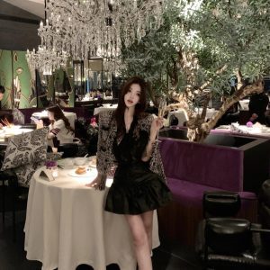 Chic High-End Woven Fringed Tassel Coat - Thousand Gold Invitation Design, Stylish Small Fit, Perfect for 90s and Y2K Fashion Lovers
