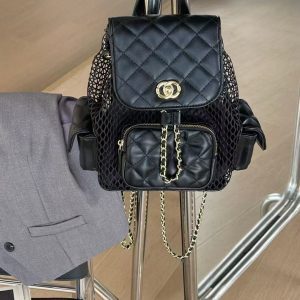 Chic Quilted Mesh Chain Backpack - Versatile Shoulder Bag for Commuters, Inspired by 90s Fashion Trends