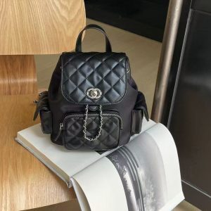 Chic Quilted Mesh Chain Backpack - Versatile Shoulder Bag for Commuters, Inspired by 90s Fashion Trends