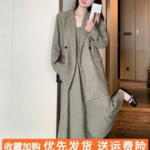 Chic Suit Jacket and Camisole Dress Set for Women - Elegant Two-Piece Outfit for Spring and Autumn, Perfect for Commuting