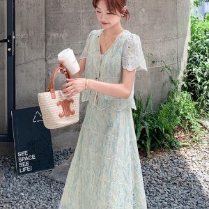 Chic V-Neck Short Sleeve Two-Piece Set for Women, Summer High-End Style with Long Skirt, Elegant Mature Fashion Outfit
