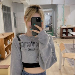 Chic Women's Hip Hop Sweatshirt - Thin Spring Autumn Style, Street Dance Jazz Top, American High Street Fashion, 港风 Inspired