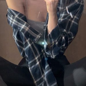 Chic Women's Plaid Shirt, Long Sleeves, Autumn Fashion, Stylish Hong Kong-Inspired Top, Instagram-Worthy Look, Trendy Design