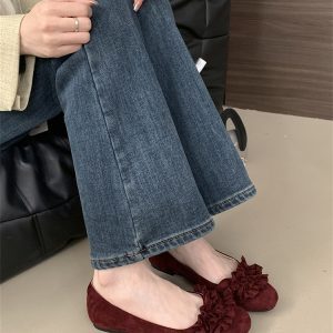 Chinese-Style Floral Flat Shoes for Women - Spring/Summer 2024 Gentle Breeze Design, Perfect for Skirts and Casual Outfits