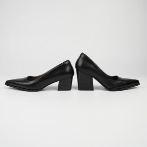 Chunky High Heel Pointed Toe Black Leather Women's Shoes - Versatile Shallow Mouth Design for Commuting and Everyday Style