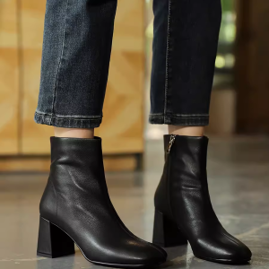 Chunky High-Heeled Slim Boots for Women, Genuine Leather Round-Toe Sock Ankle Boots, Versatile Fashion Footwear