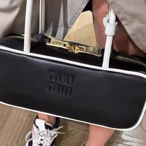 Color Block Handheld Shoulder Bag for Women - 2025 Internet Celebrity Fashion, Square Design, Dark Style