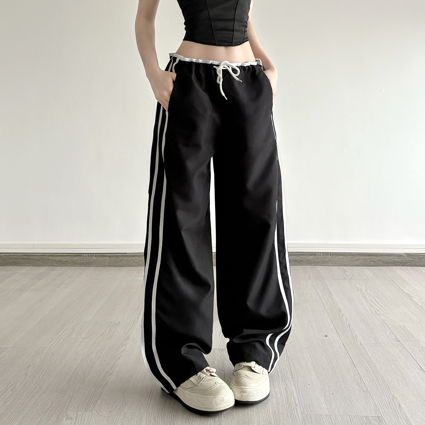 Color-Block Striped Sports Casual Pants for Women - Loose Slimming Low-Waist Long Pants with Drawstring, American Street Style