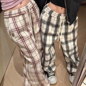 Color-Blocked Plaid Wide-Leg Straight Pants for Men and Women - 2024 American Retro Casual Draped Slim-Fit Long Trousers