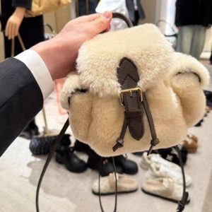 Color-Blocking Furry Backpack for Women, Plush Ins Style Bag for Class and Commuting, Trendy 2025 Model
