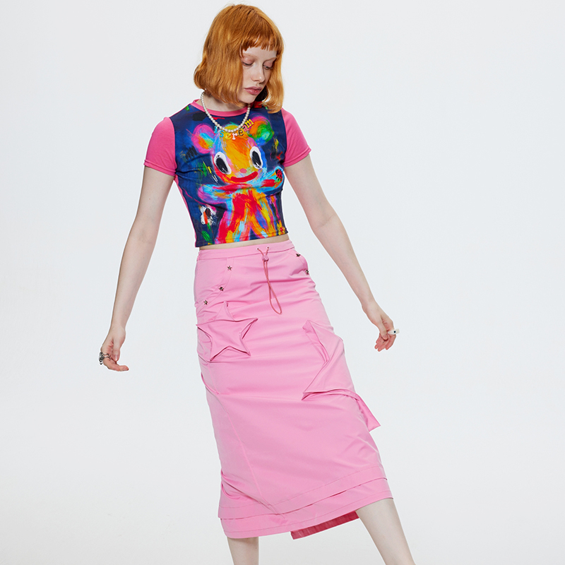 Colorful Bear Graffiti Print Color-Block Round Neck T-Shirt - 90s Inspired Artist Design