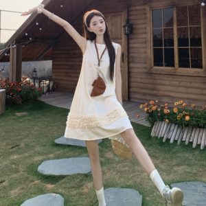 Cream Cotton Lace Trim Sleeveless Top with Plaid Pants - Stylish Early Summer Vacation Outfit for Women