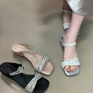 Crystal-Embellished Open-Toe Sandals for Women - Elegant One-Strap Flip-Flops in Celebrity Style, Perfect for Summer and Evening Wear