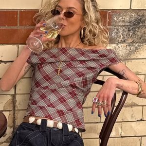 Cuffed One-Shoulder Red Plaid T-Shirt for Women - Vintage American Style, Raglan Sleeves, Slim Fit, Short Top, Y2K Fashion