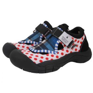 Cute Summer 2025 Women's Velcro Dad Shoes - Stylish Outdoor Niche Sports Footwear for Trendy Fashion Enthusiasts