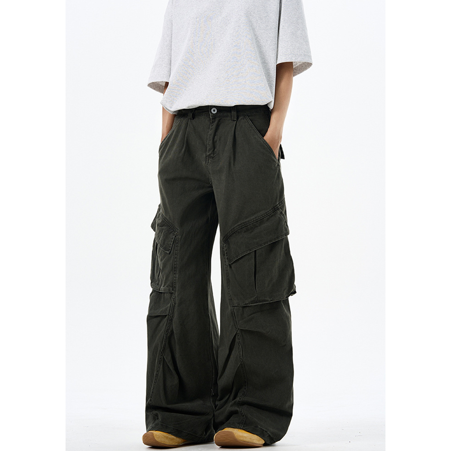 Deconstructed Retro Work Pants for Men and Women - Loose Casual Pleated Straight-Leg Design with Multi Pockets