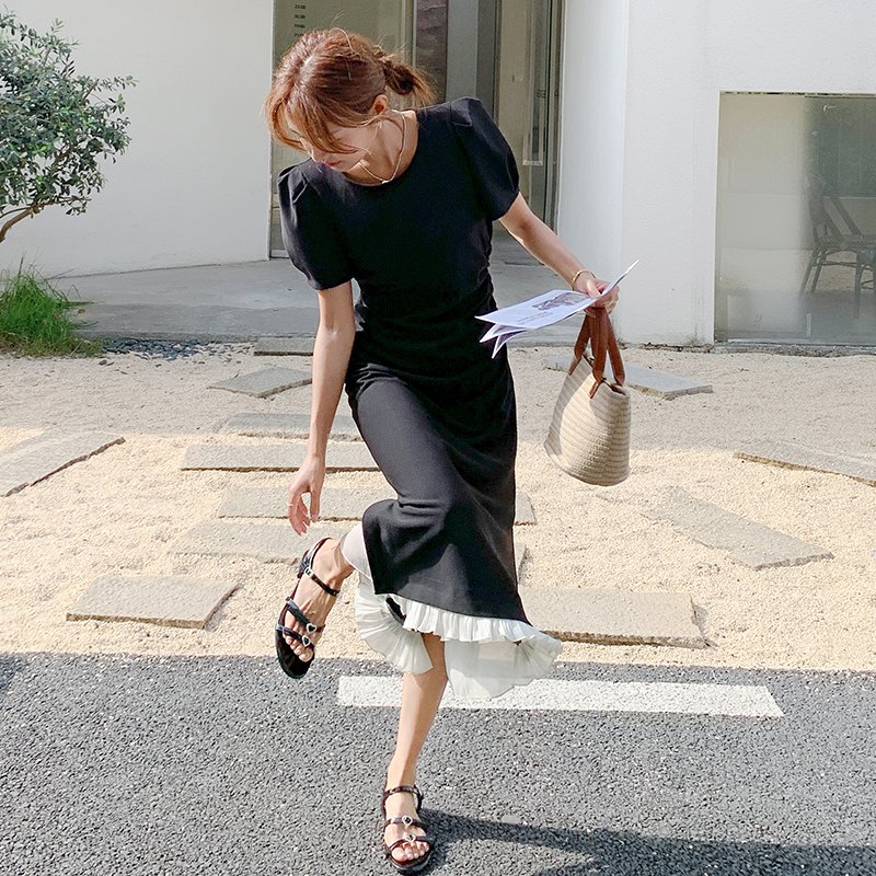 Elegant Black Puff Sleeve Dress for Women - Summer 2025 High-End Waist-Cinching Long Skirt in Unique, Mature Style