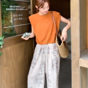 Elegant Flutter Sleeve Two-Piece Set with Wide-Leg Pants - Women's Summer Outfit, High-End Style, Trendy and Chic