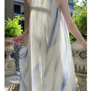 Elegant French-Style Blue Gradient Tie-Dye Spaghetti Strap Dress for Women - Ultra-Fairy Summer Beach Vacation Fashion, Long Wave Dress