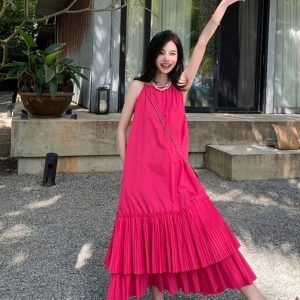 Elegant Fuchsia Spaghetti Strap Pleated Dress for Women - High-End Vacation Style Long Summer Dress for Photo Shoots