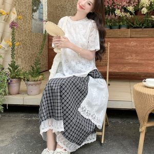 Elegant High-End Lace Short Sleeve Two-Piece Set with Long Skirt for Women - Trendy Summer Outfit, Stylish and Popular Fashion Choice