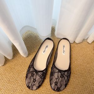 Elegant Lace Hollow-Out Half Slippers for Women – Flat Summer Shoes with Bow Detail, Perfect for Skirts and Gentle Temperament, 2025 Style