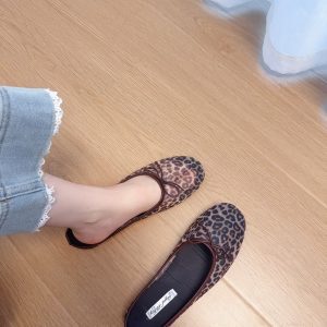 Elegant Lace Hollow-Out Half Slippers for Women – Flat Summer Shoes with Bow Detail, Perfect for Skirts and Gentle Temperament, 2025 Style