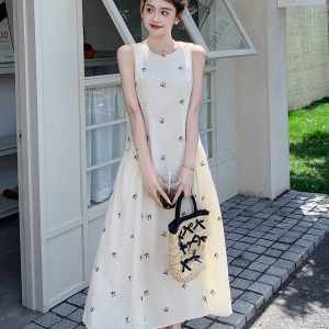 Elegant Off-White Sleeveless Tank Dress for Women - Ankle-Length Summer Style with Relaxed Fit and Chic Design