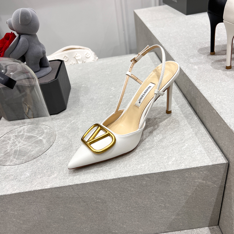 Elegant White Genuine Leather Buckle Toe Thin Heel Sandals for Women - Pointed Toe Design, Chic and Stylish Footwear