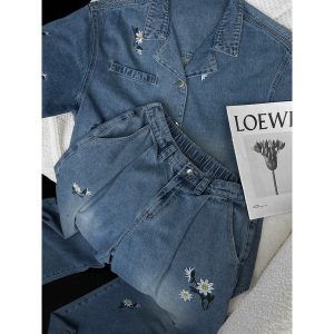 Embroidered Floral Design Short Sleeve Denim Shirt Set with Retro Casual Denim Pants for Men - Summer Fashion 90s Style