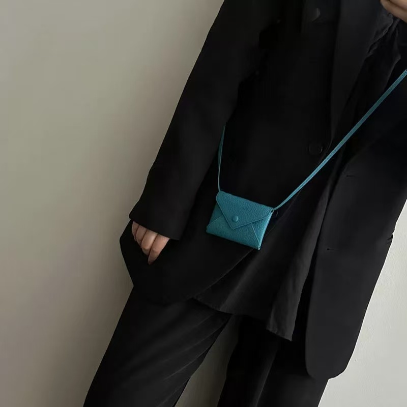 Exquisite 2025 Mini Square Bag - Fashionable Crossbody Waist Bag & High-End Envelope Card Holder for Trendy Style