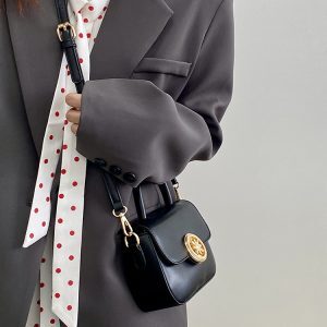 Fashionable Women's Handheld Saddle Bag - Versatile Small Crossbody Bag for Trendy Style, Perfect for Daily Use and 2025 Fashion Trends