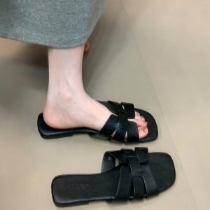 Flat Beach Sandals for Women - French Style One-Strap Slippers for Summer 2025, Casual Outdoor Wear, Commuting Footwear