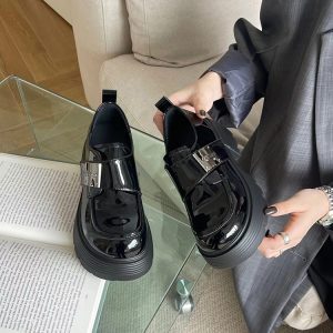 Fleece-Lined Chunky-Heeled Genuine Leather Women's Loafers - British Style Height-Increasing Velcro Shoes for 2024